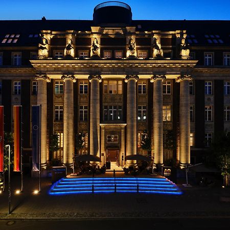 The Wellem, In The Unbound Collection By Hyatt Hotel Dusseldorf Bagian luar foto The university library