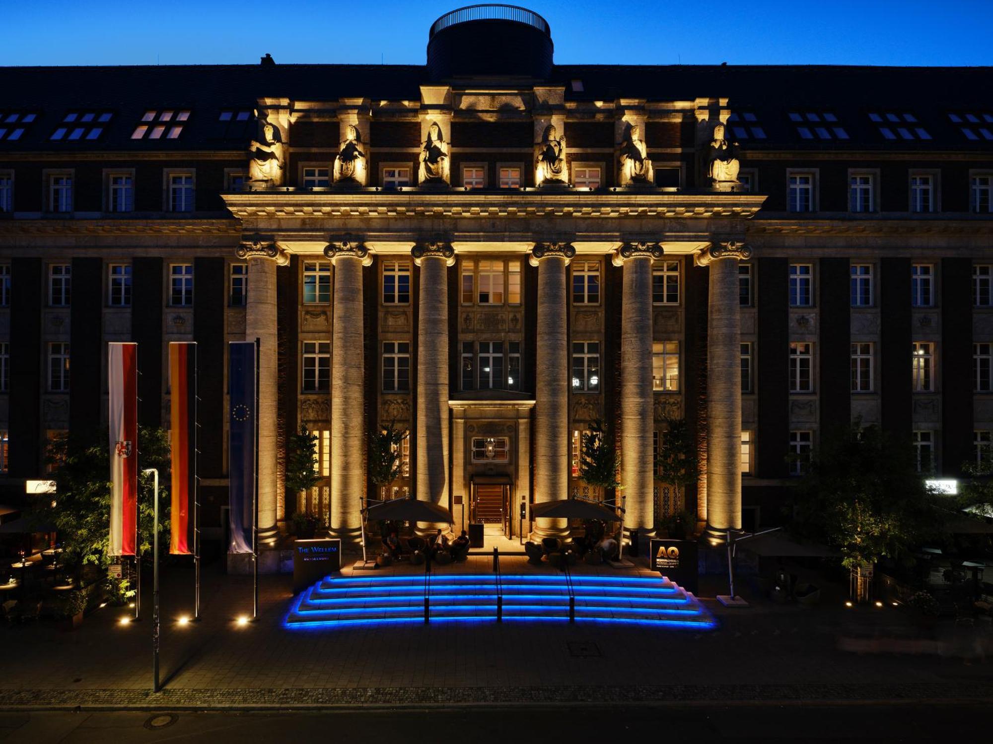 The Wellem, In The Unbound Collection By Hyatt Hotel Dusseldorf Bagian luar foto The university library