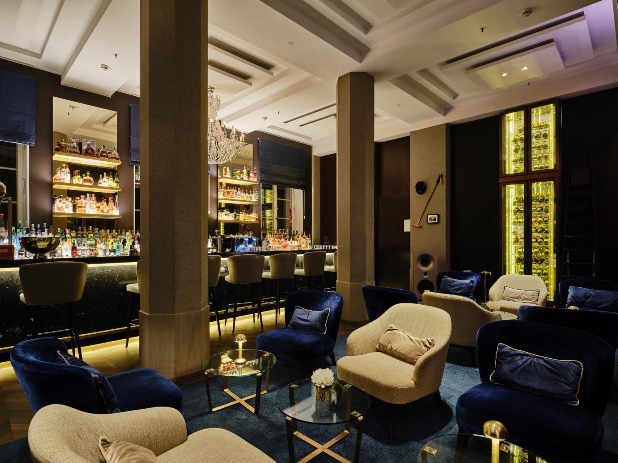 The Wellem, In The Unbound Collection By Hyatt Hotel Dusseldorf Bagian luar foto The Bar